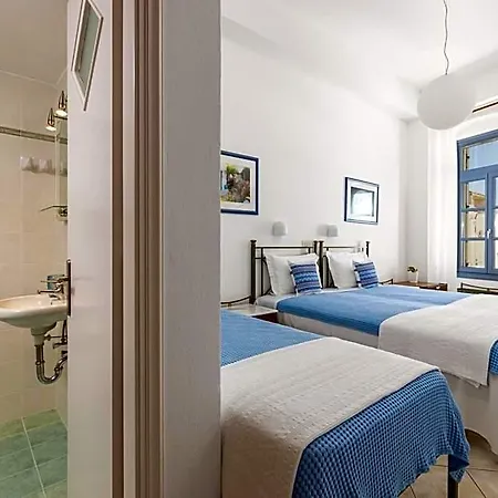 Hotel Dina